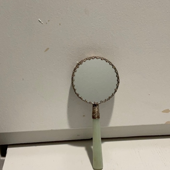 🪞Vintage Japanese Hand Painted Mirror With Jade Handle. - Picture 2 of 7